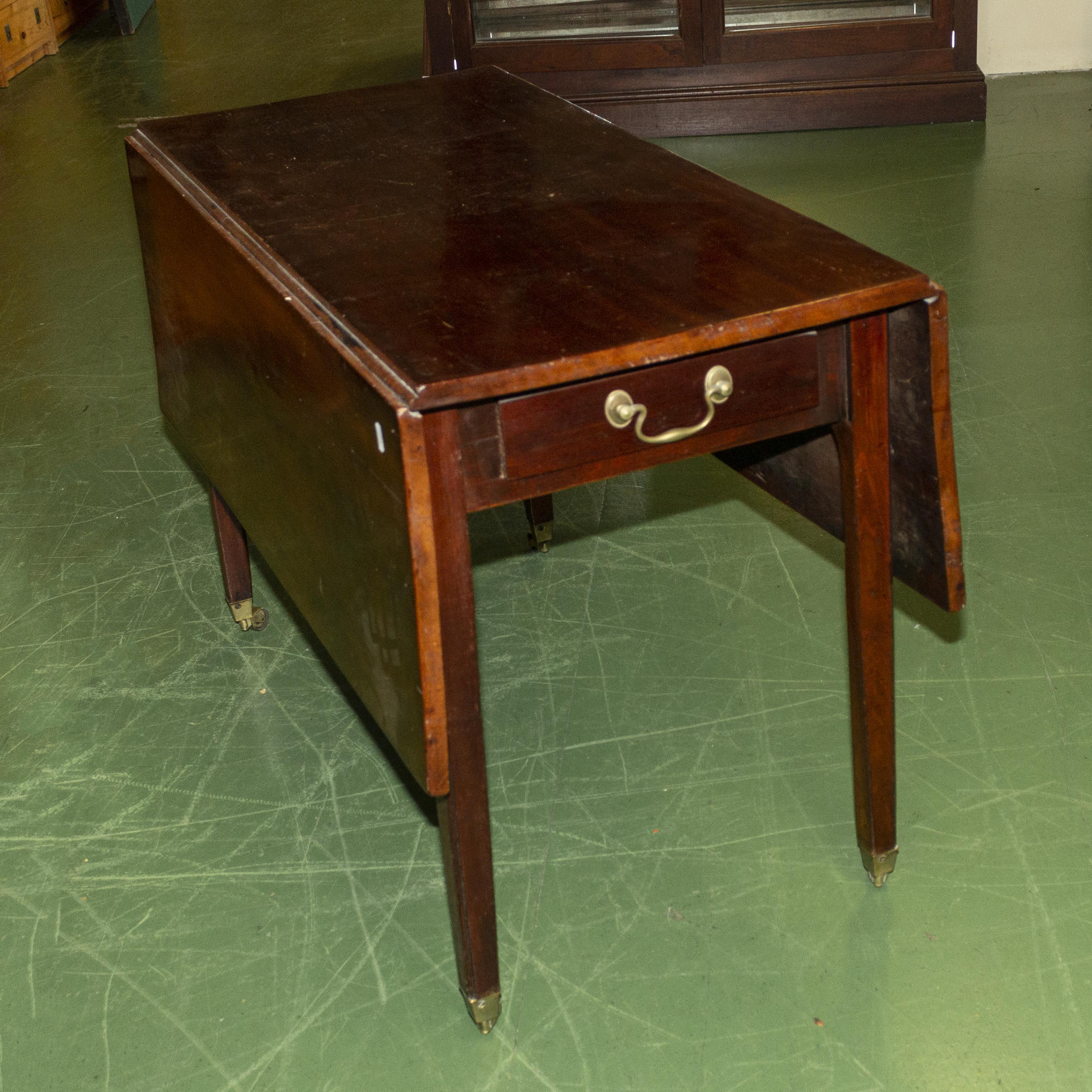 A mahogany Pembroke table