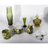 Seven pieces of art glass