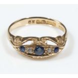 Sapphire and diamond ring set in 18ct gold