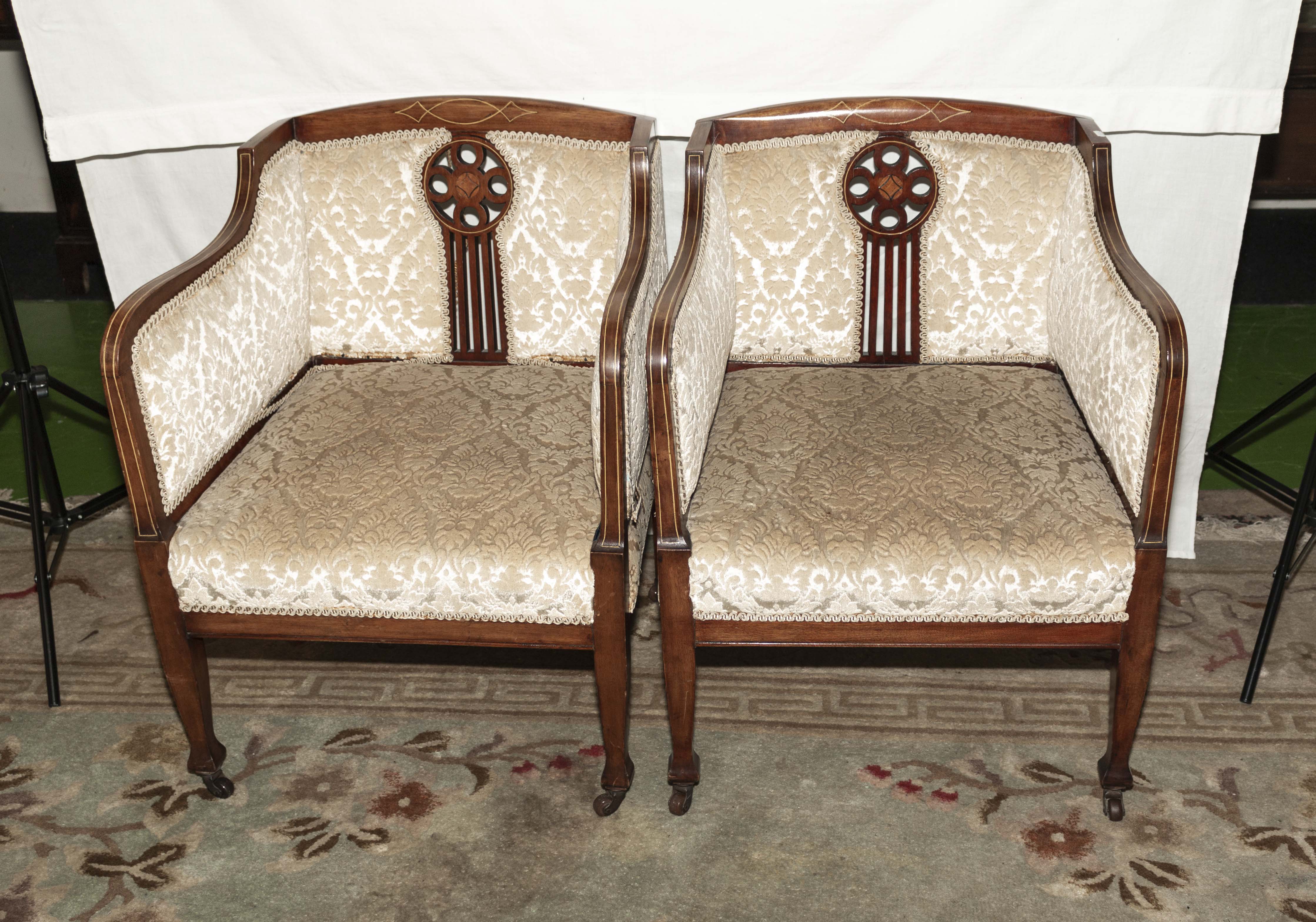 An Edwardian 3 piece inlaid mahogany parlour suite. - Image 2 of 3