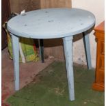 A garden table