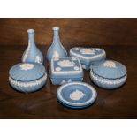 Eight pieces of Wedgwood pottery