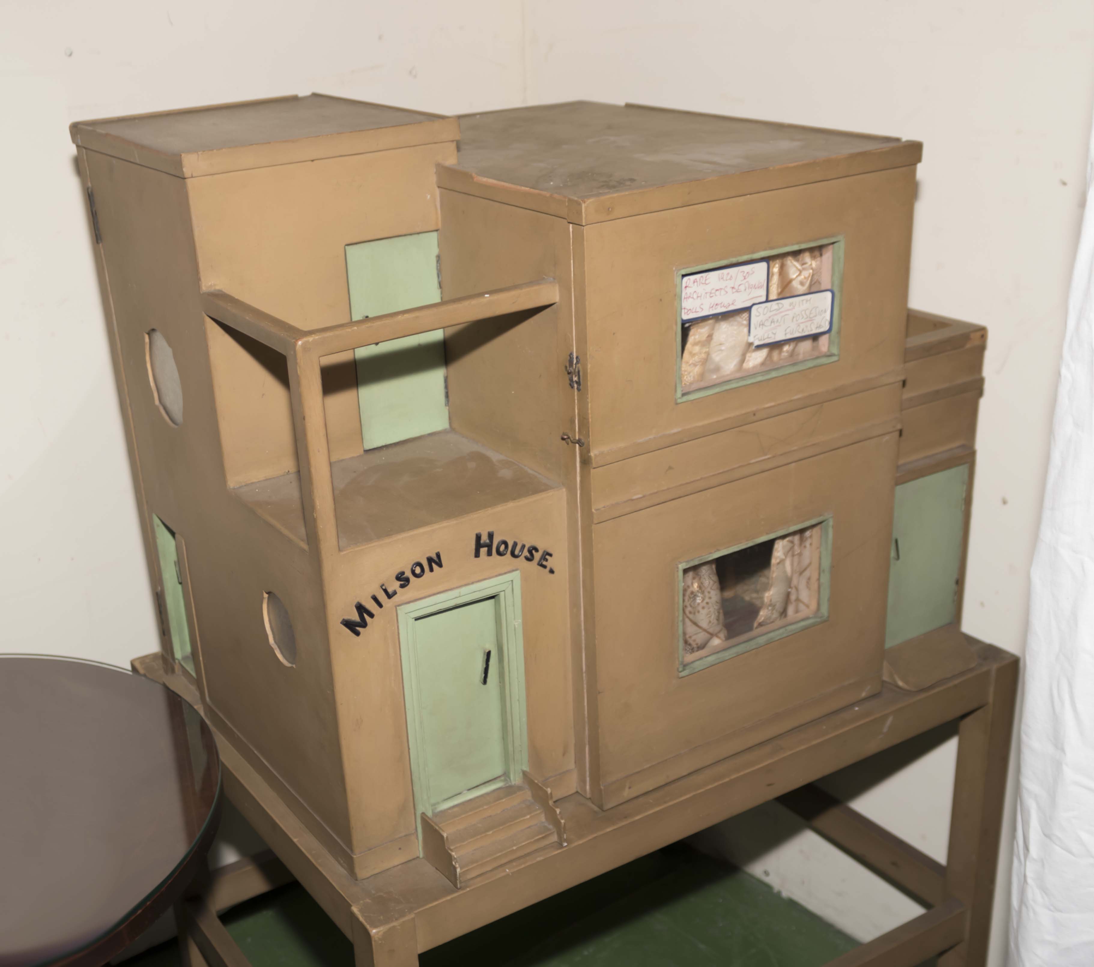 A 1920's Art Deco dolls house - Image 2 of 2