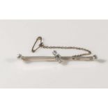 15ct bar brooch set with five diamonds