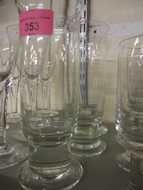 A collection of retro Dartington crystal drinking vessels, A/F and Babycham glasses - Image 6 of 6