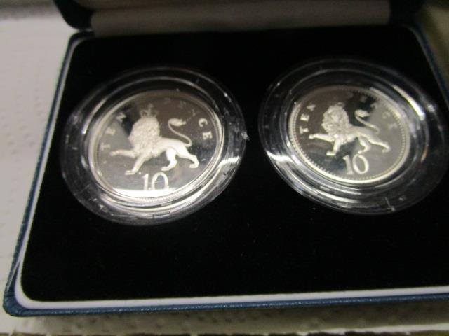 A selection of British and Commonwealth silver coins to include a one and two dollar Bahamas - Image 4 of 4