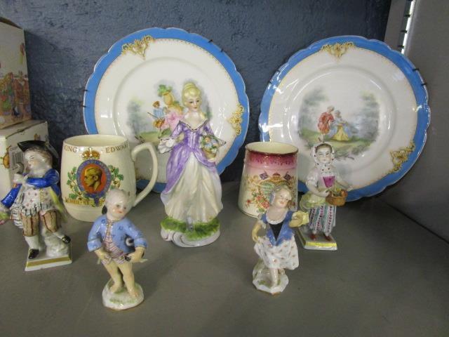 A pair of 19th century Meissen porcelain figurine (restored), a pair of Sitzendorf figures and one