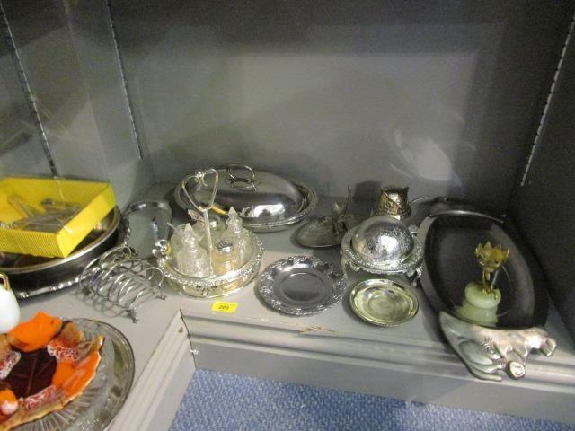 A selection of silver plated, boxed Stuart Crystal and Dartington ware, porcelain and other items - Image 3 of 3