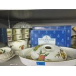 A quantity of Royal Worcester Evesham tableware