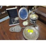 A Links silver necklace, a filigree brooch, a Richard Carrs silver photo frame, a Dutch silver