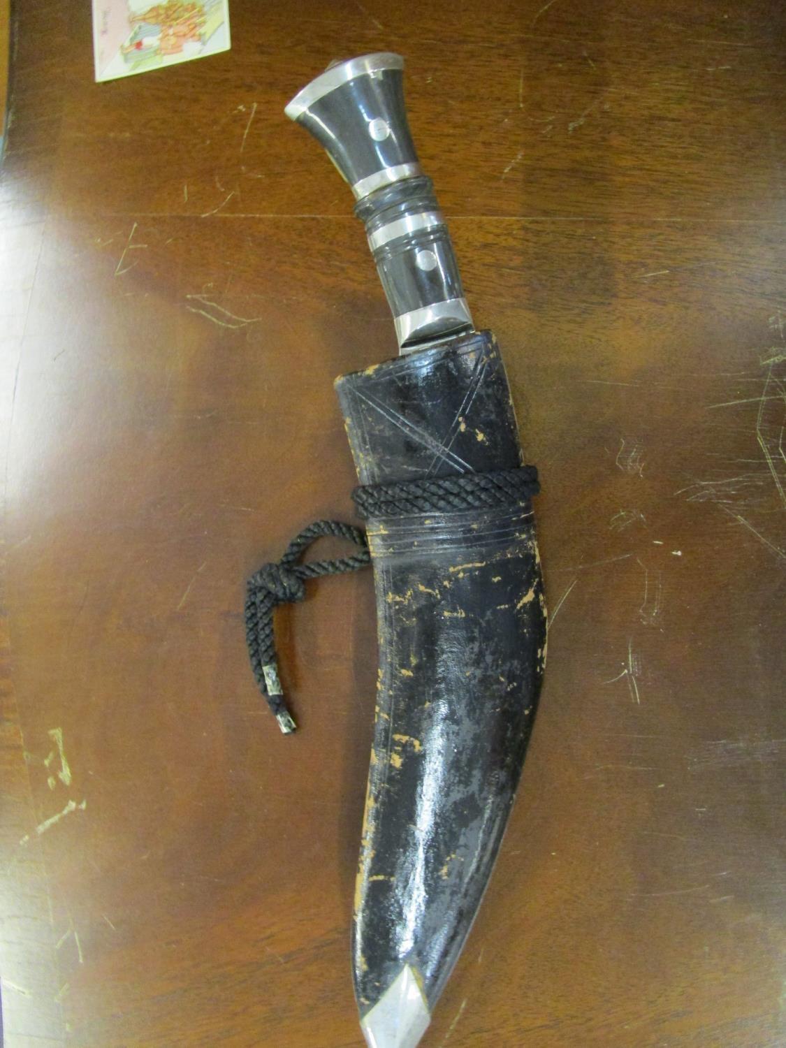 A Kukri in a leather scabbard - Image 2 of 3