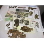 Mixed coins to include Victorian and later pennies, bank notes, cased coins and others