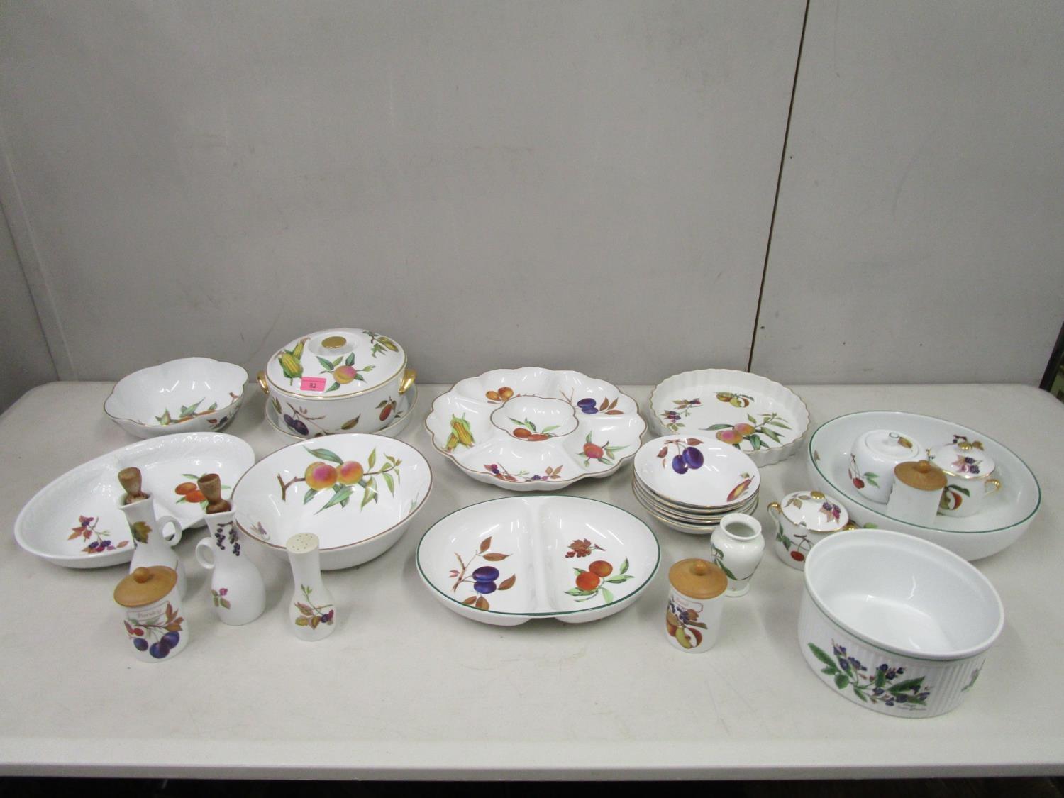 A quantity of Royal Worcester Evesham porcelain table wares and a small Portmerion vase