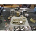 A mixed lot of British commemorative coins to include Prince Charles and Diana Wedding coins, Silver