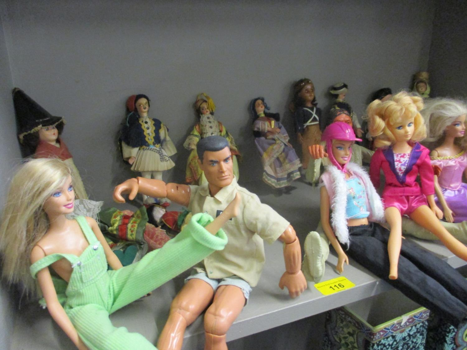 A quantity of vintage and retro dolls and action figures to include a 1996 Ken, Hasbro International - Image 2 of 2