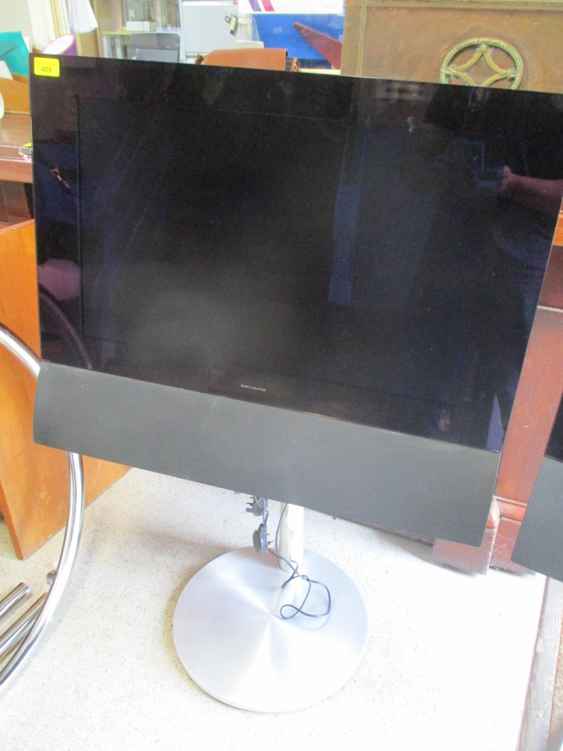 A Bang & Oluffsen Veovision 6-26" HD TV LCD with motorised stand