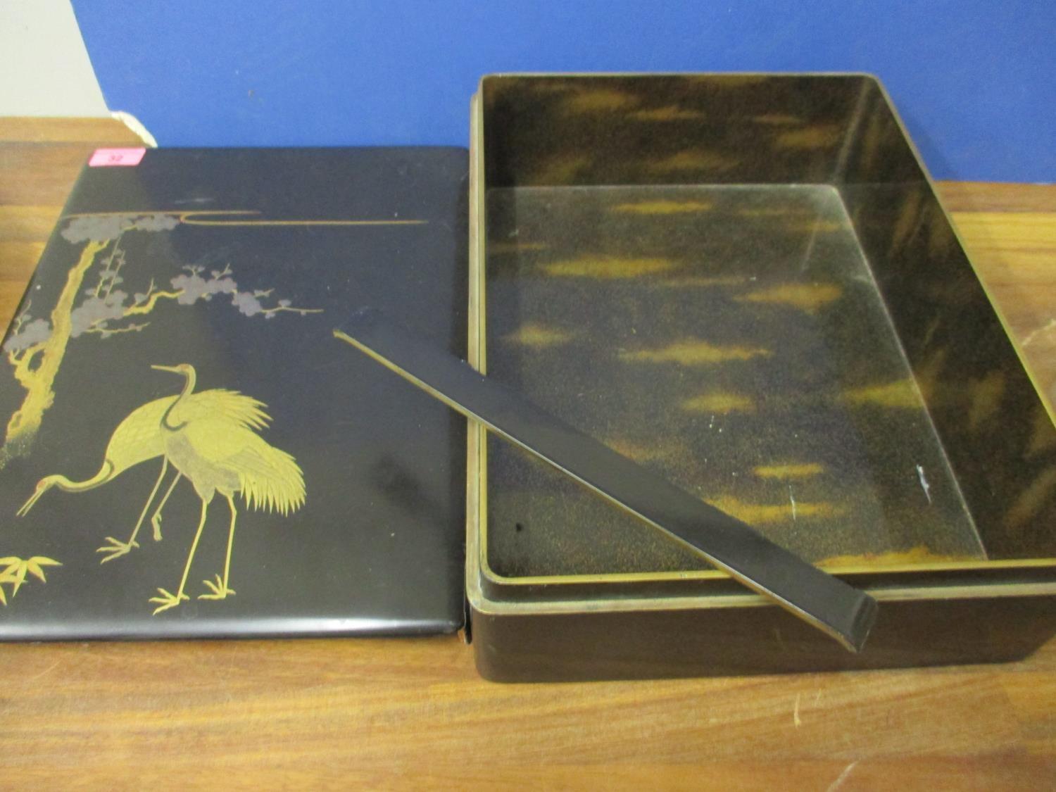 A Chinese lacquered box, A/F, 16" x 11.5" depicting two storks and fauna - Image 3 of 3