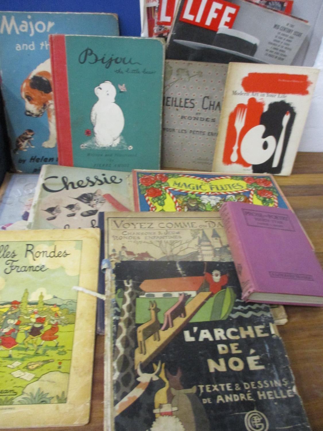 A quantity of French children's books A/F, together with English children's books to include Raggedy - Image 5 of 5