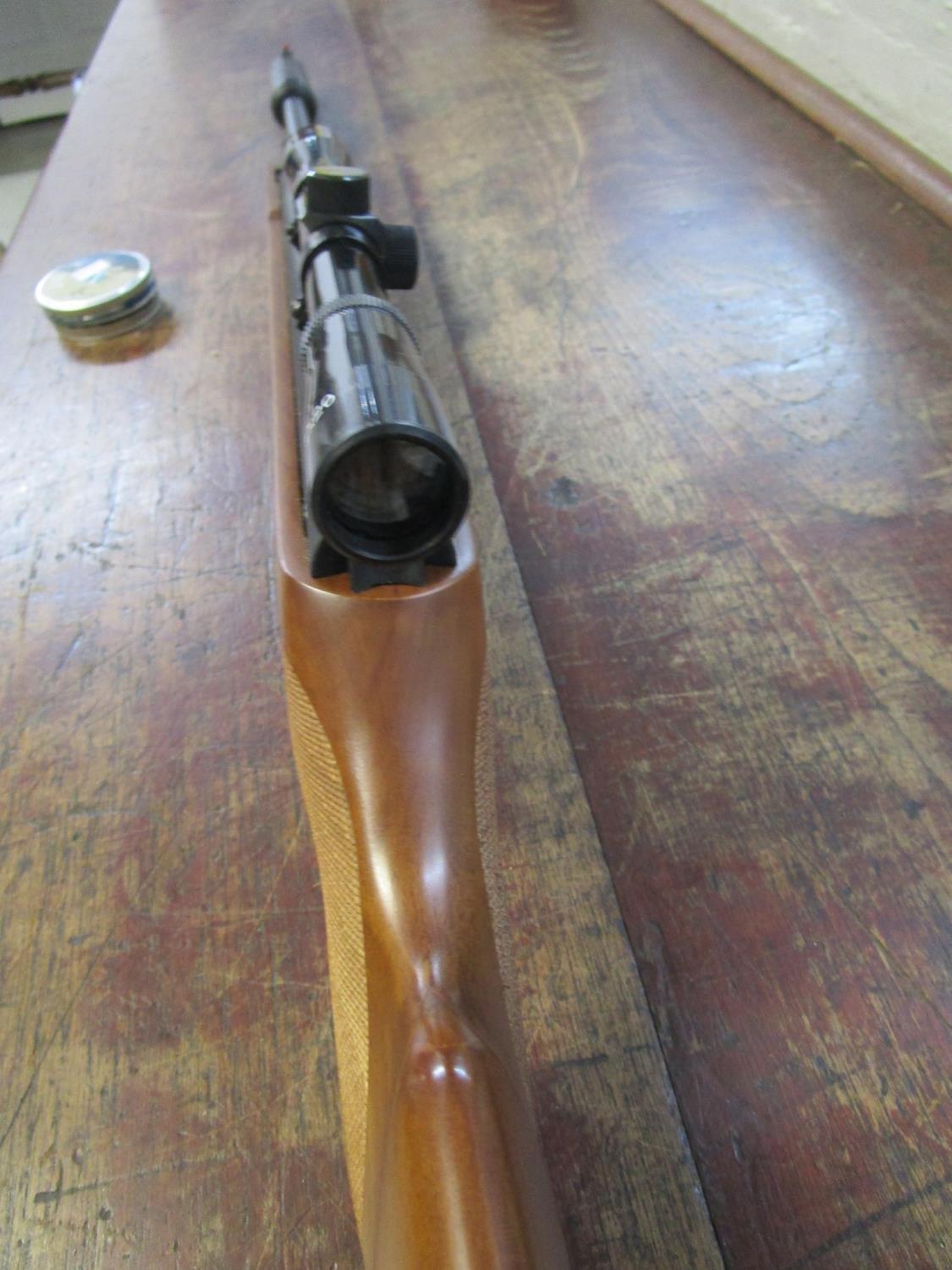 An Edgar Brothers Breaker 900 x Hatsan air rifle with sight and a tin of pellets - Image 5 of 7