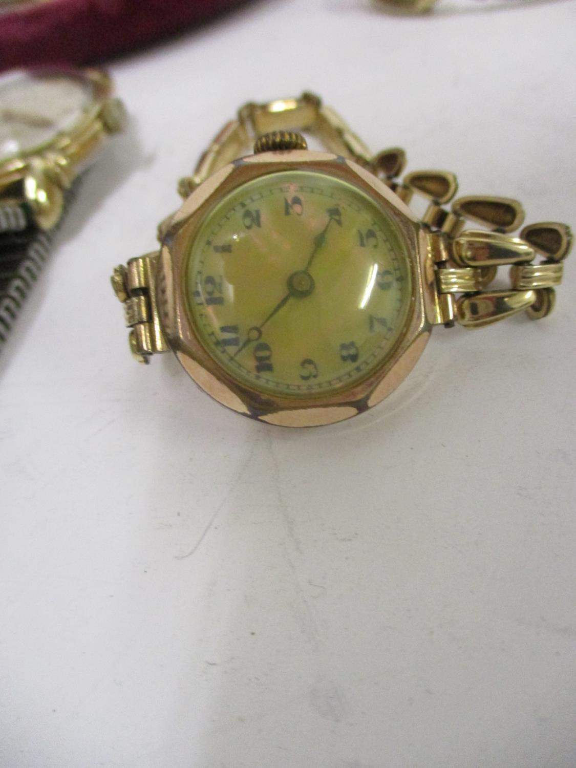 Mixed watches to include two Bulova's, one having a gold case and a 1930s gold cased wrist watch - Image 2 of 4