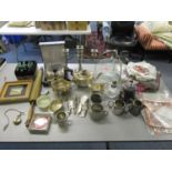 A mixed lot of silver and silver plated items to include two metal tankards, stamped silver to the