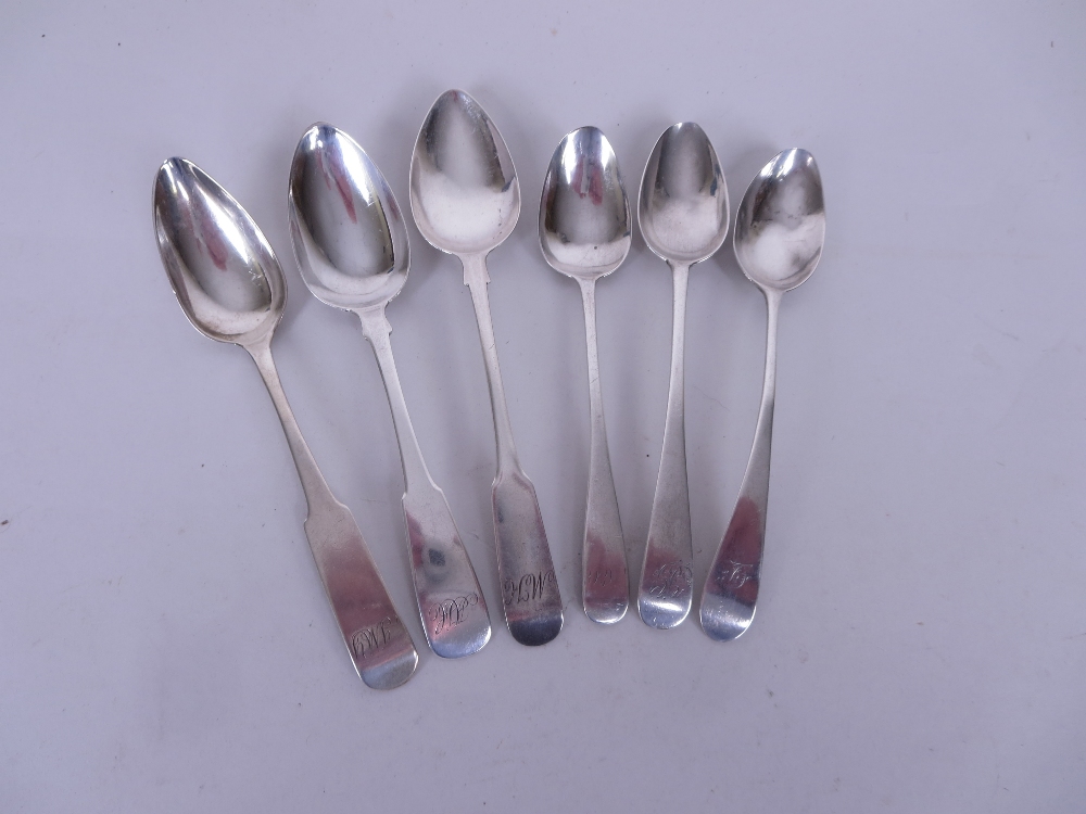 Six early 19th Century Scottish Provincial silver Teaspoons, three fiddle pattern and three old - Image 4 of 4