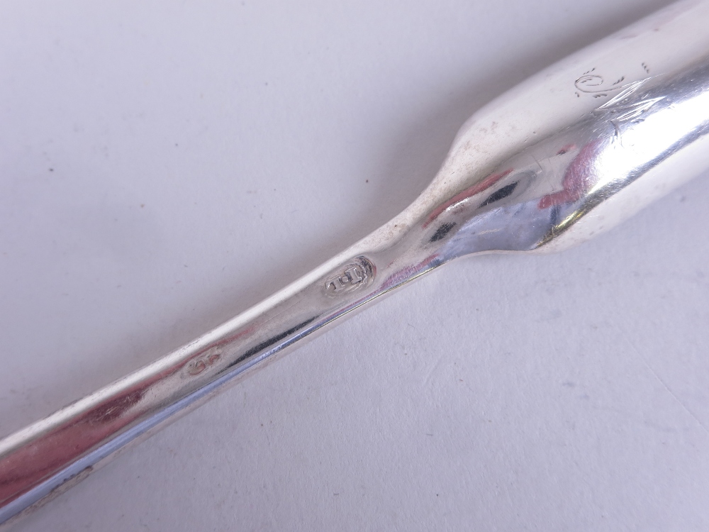 A George II silver Marrow Scoop engraved initial W, maker probably Jeremiah Lee - Image 3 of 4