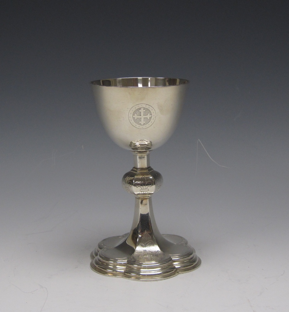 A Victorian silver Chalice on lobed foot with engraved decoration, London 1856, maker: John Keith, 6