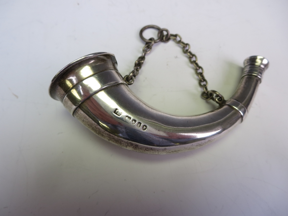 A Victorian silver Vinaigrette in the form of a hunting horn, London 1871, maker: S Mordan, probably - Image 4 of 4