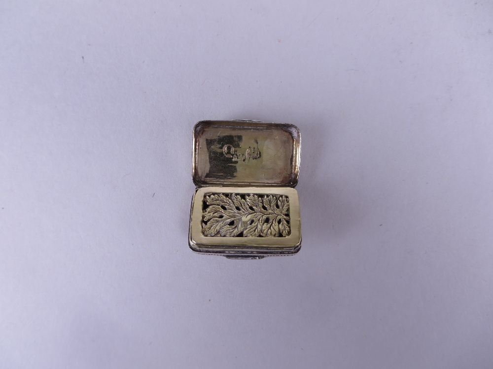 A George III silver small Vinaigrette with seaweed engraving and leafage engraved grille, Birmingham - Image 2 of 3
