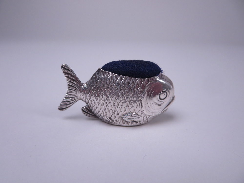 An Edward VII silver Pin Cushion in the form of a fish, Chester 1908, maker: Samson Mordan, 1 3/4in