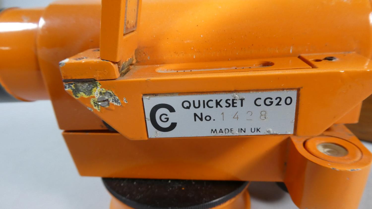 A Leather Cased Quickset CG20 Dumpy Level - Image 2 of 2