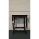 An Edwardian Oak Occasional Table on Reeded Supports, 60cm Wide