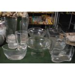 A Collection of Various Modern Glass to Include Fruit Bowls, Vases etc