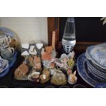 A Tray Containing Various David Winter and Other Cottage Ornaments, Lava Lamp etc