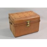 A Late 19th Century Tin Trunk with Original Faux Oak Decoration, 70x50x50cms