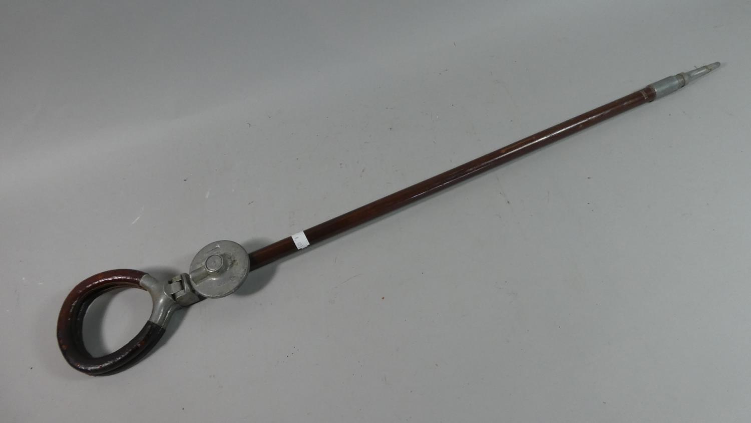 A Vintage Howle of London 'Monarch Seat' Shooting Stick