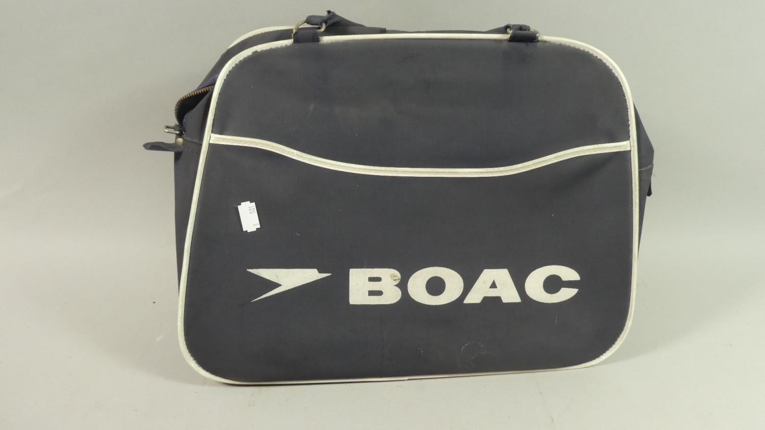 A Vintage BOAC Zip up Travel Bag, 40cm Wide