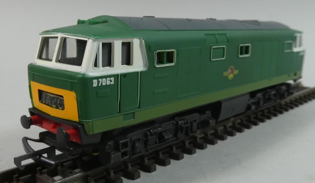 A Boxed OO Gauge Hornby Railways R.074 BR Hymerk Class Bo-Bo Number D7063 Converted to Zero 1 System - Image 2 of 2