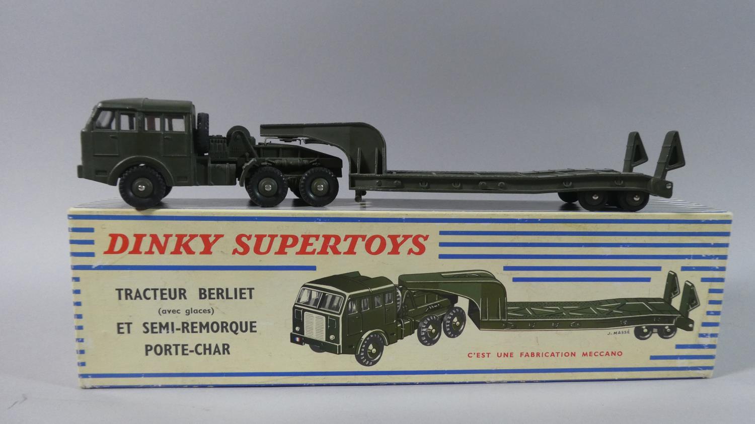 A French Boxed Dinky Supertoys Tracteur Berliet (Avec Glaces) etc Semi-Remorque Porte-Char No 890