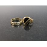 Two 9ct Gold Rings, 6gms