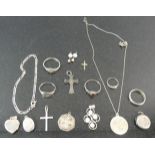 A Collection of Silver Items, 26.3g