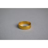 A 22ct Gold Wedding Band, 2gms