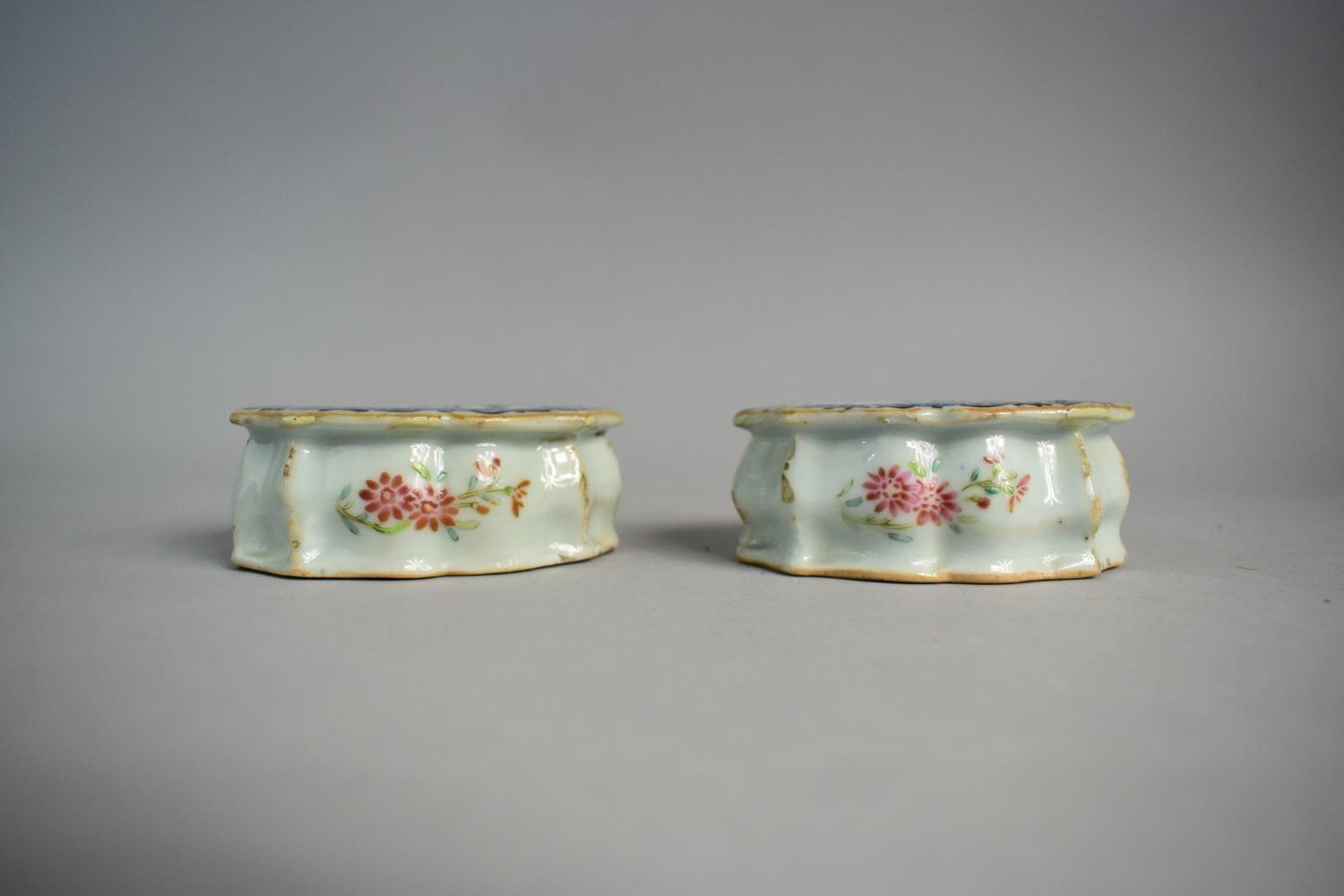 A Pair of Early Chinese Glazed Stoneware Salts decorated with Flowers and Blue and White Border. - Image 3 of 4