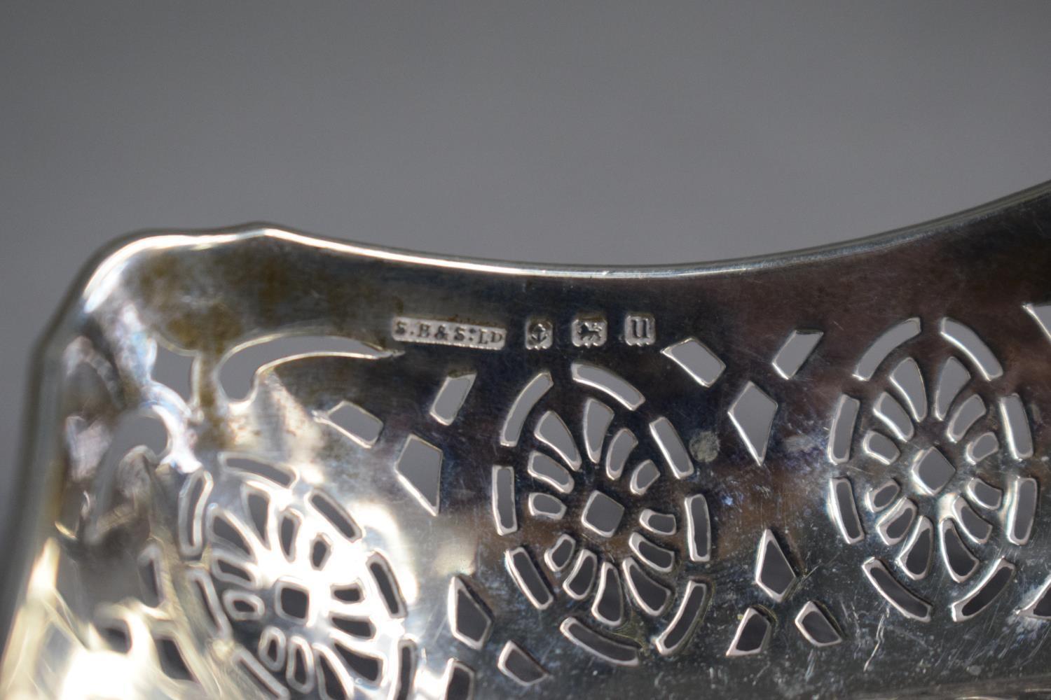 A Pair of Square Silver Pin Dishes with Pierced Sides, Birmingham 1918-1919 - Image 3 of 3