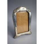 A Silver Photo Frame of Horseshoe Form, Birmingham 1913, 20cm High