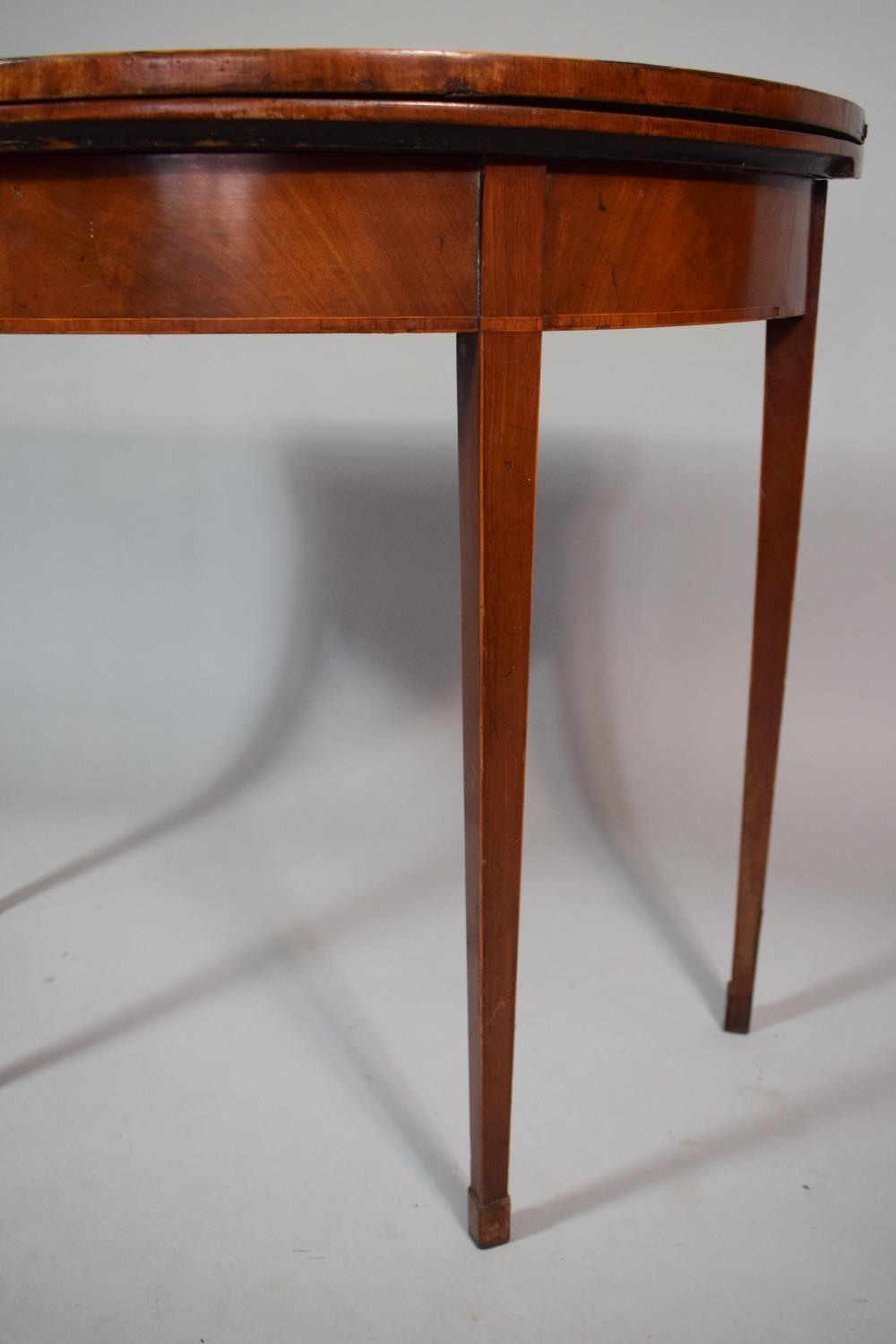 A Mahogany String Inlaid Georgian Games Table with Beize Top and Supported on Tapered Legs. 84cms - Image 3 of 5