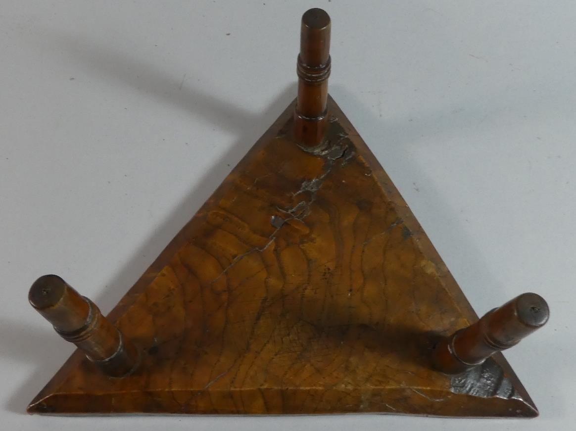A 19th Century Triangular Burr Wood Kettle Stand on Three Turned Feet, 28cm Wide - Image 3 of 3
