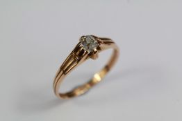 Antique 14/15ct Yellow Gold Solitaire Diamond Ring