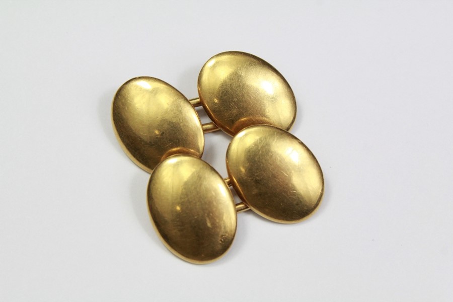 Gentleman's 18ct Yellow Gold Cufflinks - Image 2 of 2